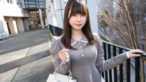 激美女地下アイドルの久々セックス！！華奢な身体をビクビク跳ねらせ、アイドルらしからぬ喘ぎ声を上げる淫乱模様！！愛液をドバドバ垂らし、ライブ中では絶対に見せないおマンコ大開脚で興奮度マックスの淫乱アイドルに、手マンとクンニの二刀流で応戦！！手マンされながらアイドルの自己紹介をさせられ、アイドルの自分と淫乱な自分をグチャグチャにかき回されて豪快に潮吹き大噴射！！久々のセックスで初めての巨根を食レポフェラ！！そのまま巨根丸飲み正常位で豪快にイキ散らかす淫乱アイドル！！ベッドの上で乱れる様はもはやアイドルではない！！ただ一匹のメスだ！！