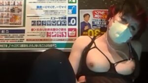 熟女の雰囲気に惹かれる、思わず続きを見たくなる動画｜FC2【ミッドナイト熟女装 門倉のりえ アナニー】