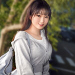 年上が好きなオマセな女の子。ポルノ映画館でおじさんに囲まれて興奮してしまう。オマ●コ触ればイクッ、腰を振ればイクッ、もう何をしてもイッてしまう全身性感帯！ 【初撮り】ネットでAV応募→AV体験撮影 2629