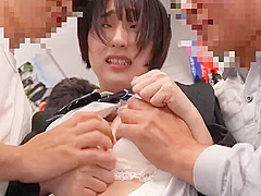 ふとした雰囲気に目を奪われる、画面越しの魅力をチェック｜VJAV【997139】